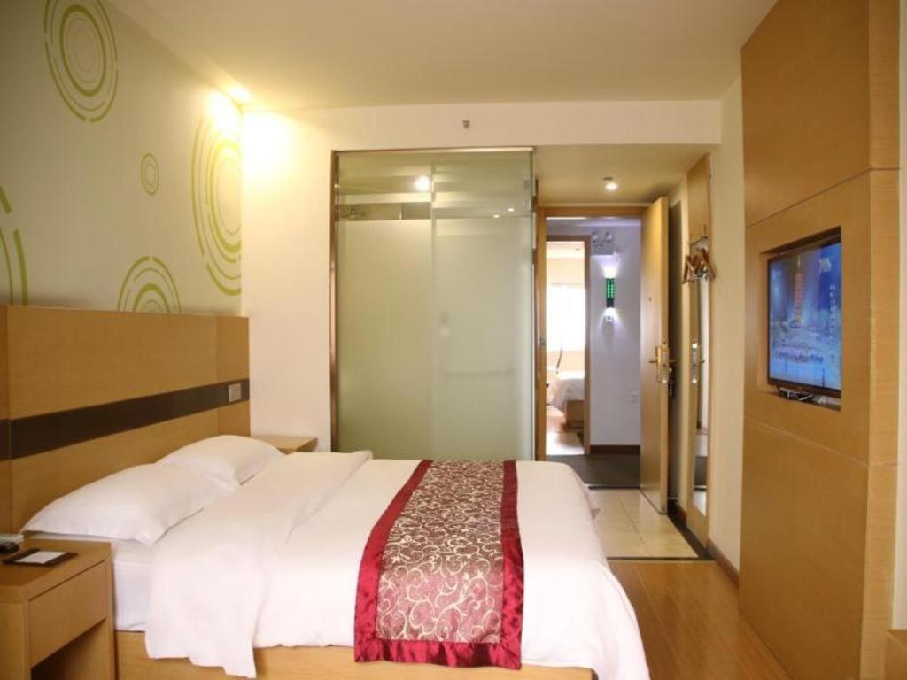 Greentree Inn Zhejiang Ningbo South Railway Station Express Hotel Bagian luar foto
