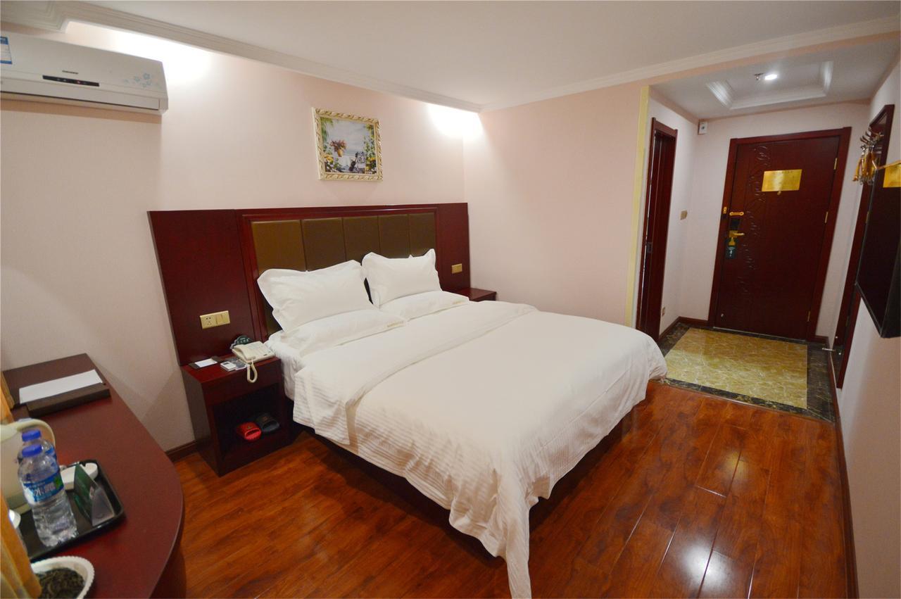 Greentree Inn Zhejiang Ningbo South Railway Station Express Hotel Bagian luar foto