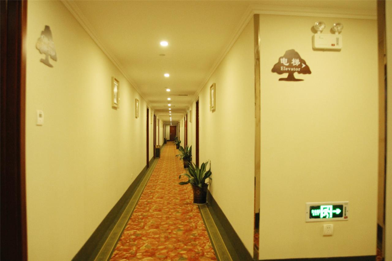 Greentree Inn Zhejiang Ningbo South Railway Station Express Hotel Bagian luar foto