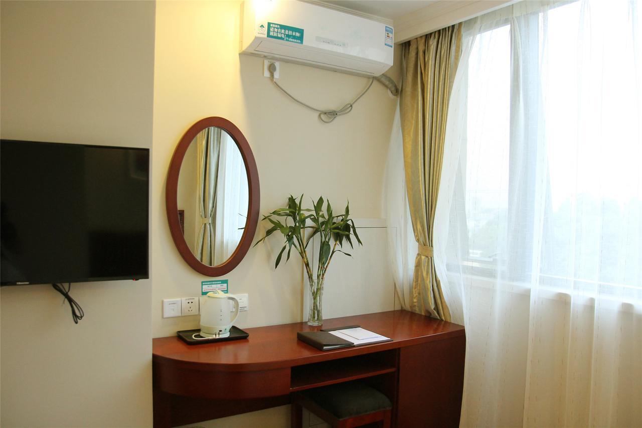 Greentree Inn Zhejiang Ningbo South Railway Station Express Hotel Bagian luar foto