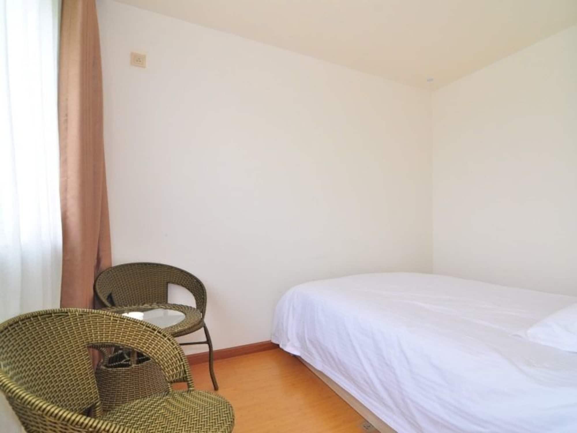 Greentree Inn Zhejiang Ningbo South Railway Station Express Hotel Bagian luar foto